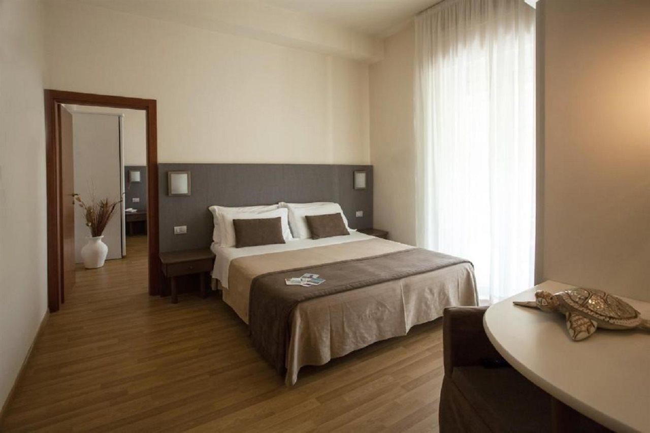 Hotel Miramare Gabicce Mare Esterno foto
