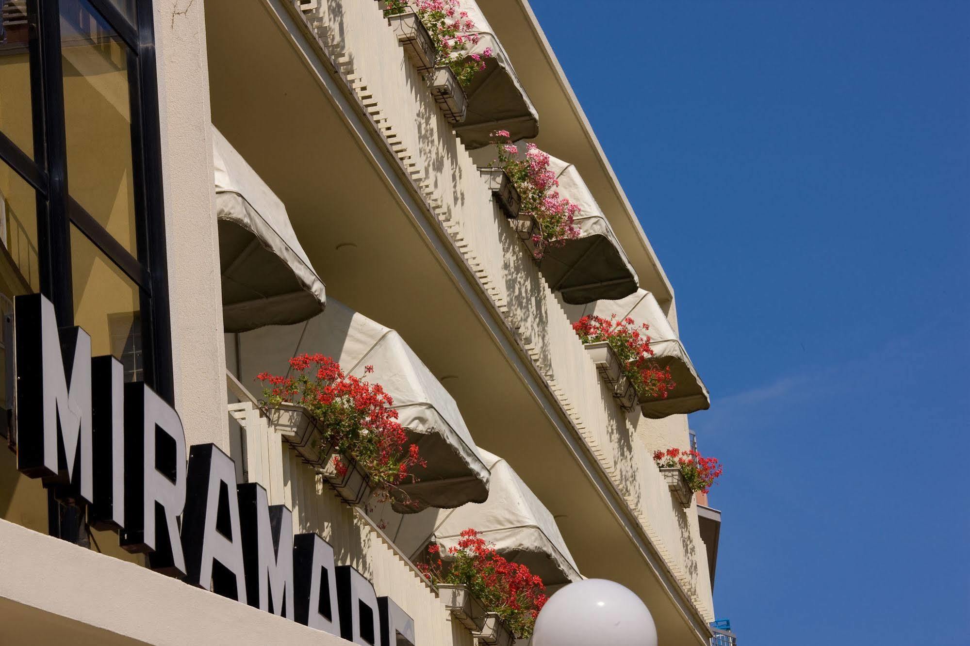 Hotel Miramare Gabicce Mare Esterno foto