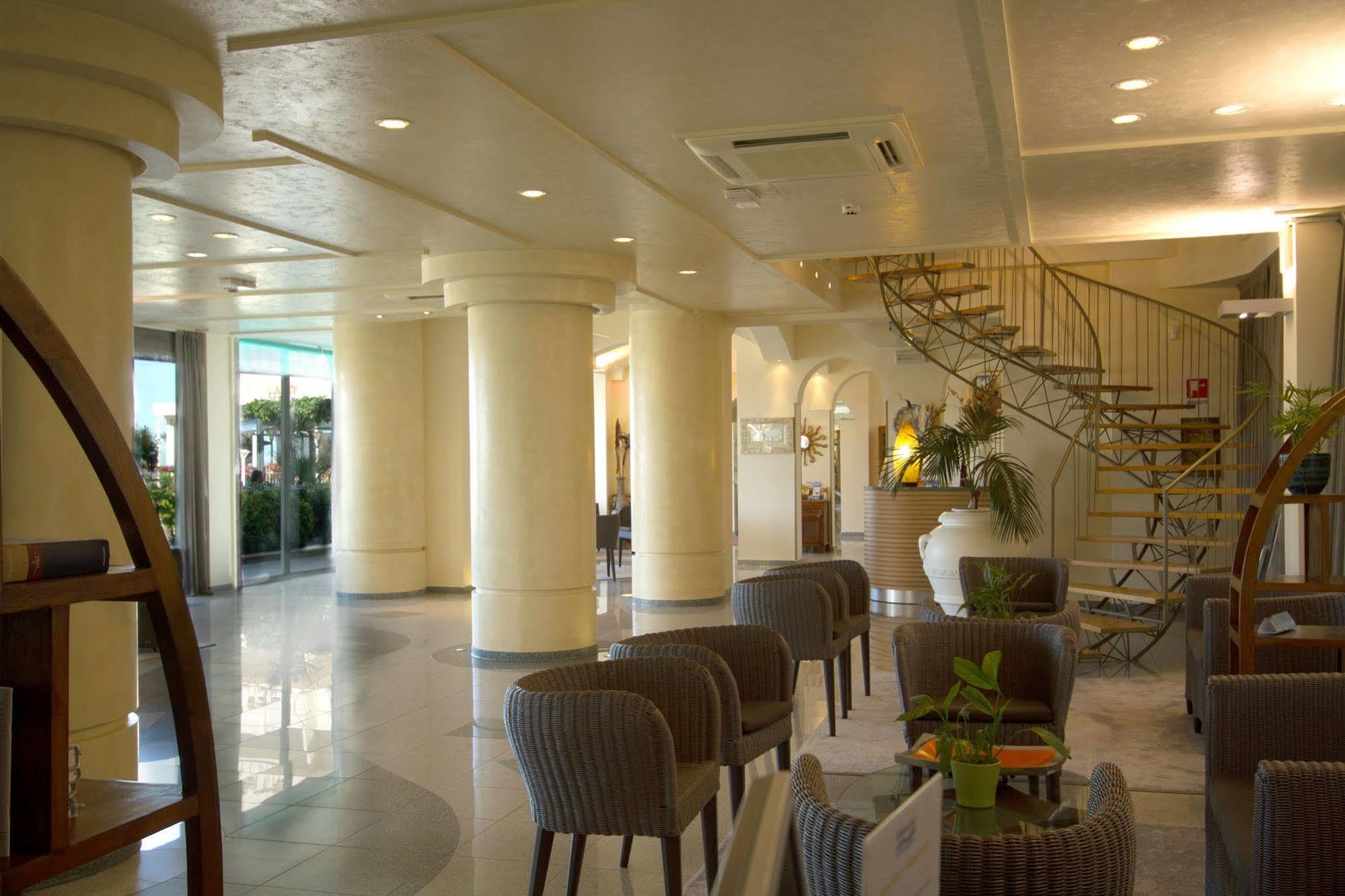 Hotel Miramare Gabicce Mare Esterno foto